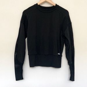 alo yoga sweatshirt